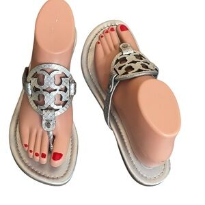 Tory Burch Silver Miller Sandals Snake Embossed Medallion Size 8M